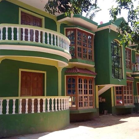J.S Holiday Guest House Calangute Eksteriør billede