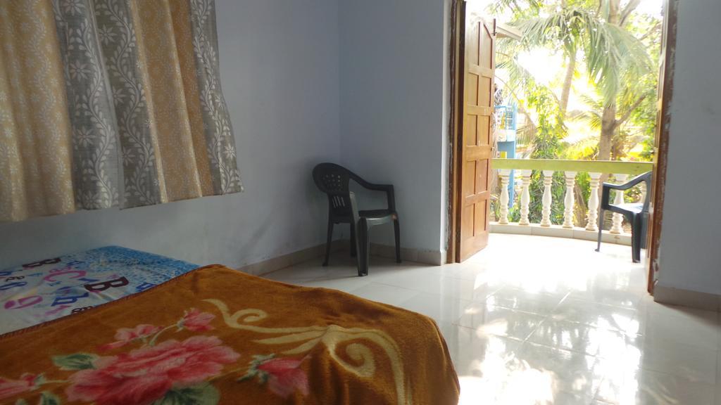 J.S Holiday Guest House Calangute Eksteriør billede