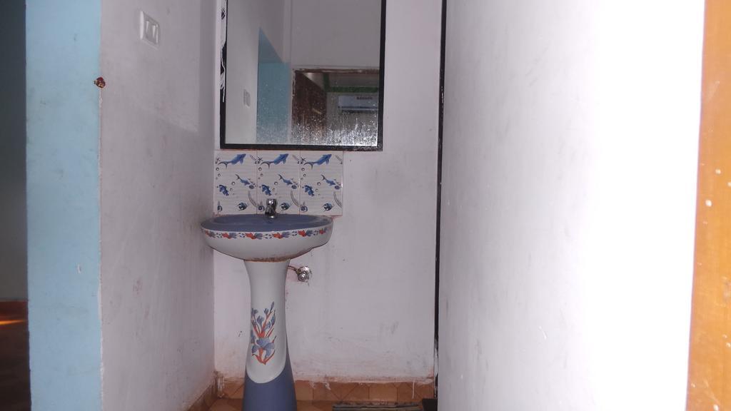 J.S Holiday Guest House Calangute Eksteriør billede
